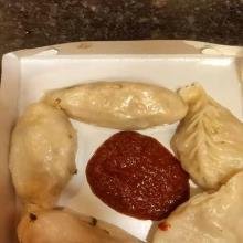 Momos with chutney